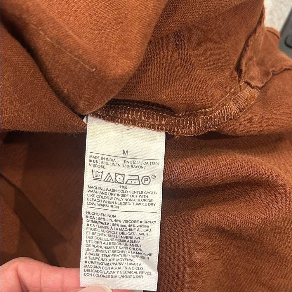 Old Navy The Cropped Shirt Linen-Blend Chocolate Brown Color, Size M - Picture 13 of 14